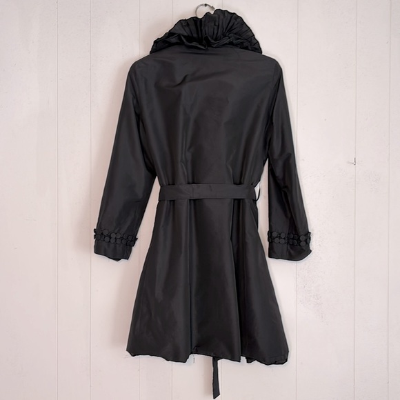 Chez Vous de France Vintage Ruffled Opera Trench Coat - Picture 4 of 17